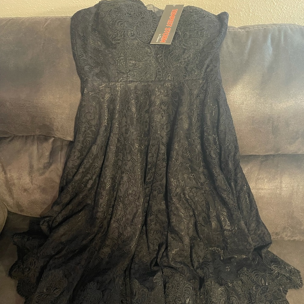 Estella NWT black lace pinup dress - Picture 7 of 7